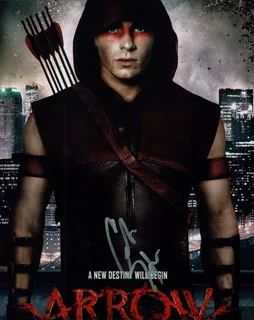 Colton Haynes autograph