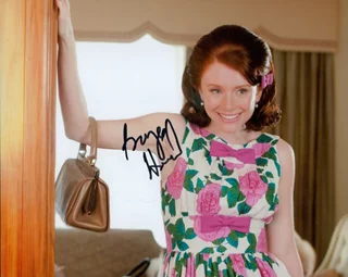 Bryce Dallas Howard autograph