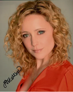 Annie Tedesco autograph