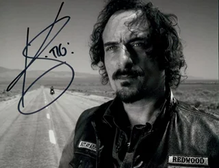 Kim Coates autograph