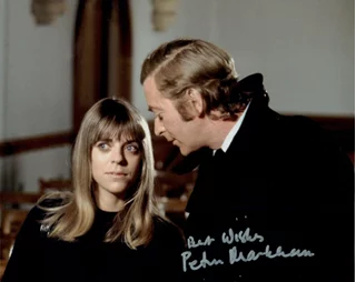 Petra Markham autograph