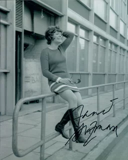 Janet Suzman autograph