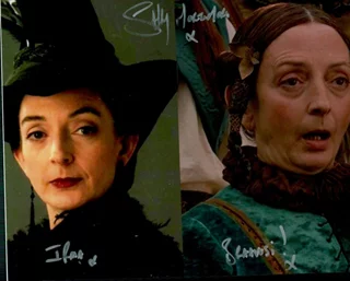 Sally Mortemore autograph