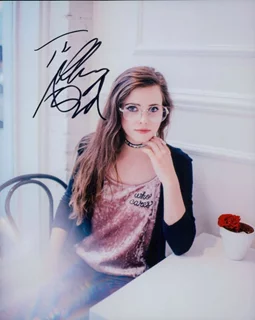 Tiffany Alvord autograph