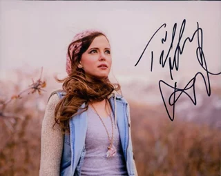 Tiffany Alvord autograph