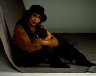 Telma Hopkins autograph