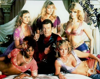 Carole Ashby autograph