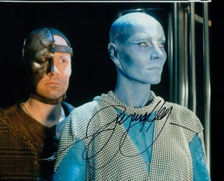 Virginia Hey autograph