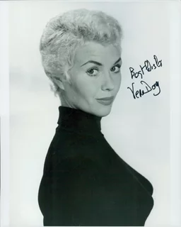 Vera Day autograph