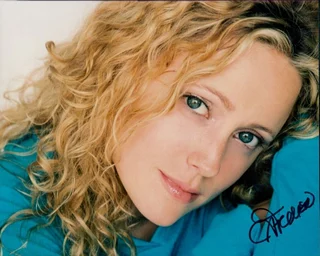 Annie Tedesco autograph
