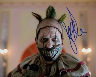 John Carroll Lynch autograph