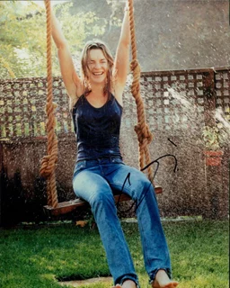 Ever Carradine autograph