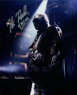 Kane Hodder autograph