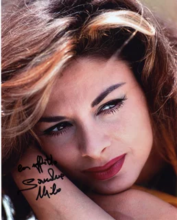Sandra Milo autograph
