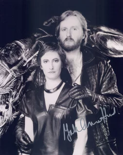 Gale Anne Hurd autograph