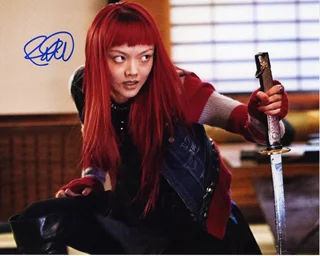 Rila Fukushima autograph