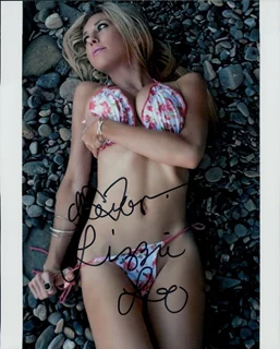 Lizzie Lee autograph