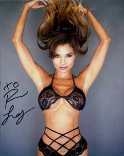 Raven Lexy autograph