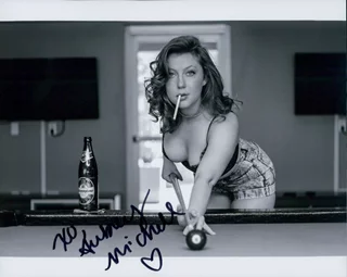 Aubrey Michelle autograph