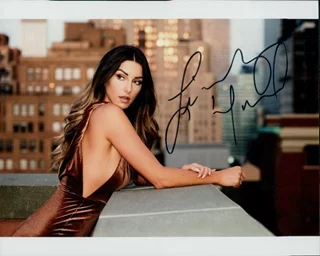 Lindsey Harrod autograph