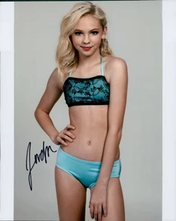 Jordyn Jones autograph