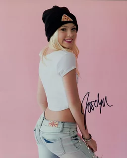 Jordyn Jones autograph