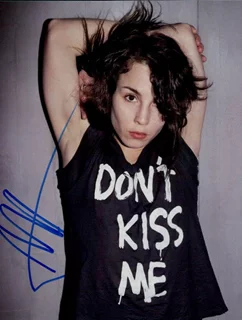 Noomi Rapace autograph