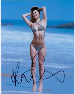Kaili Thorne autograph