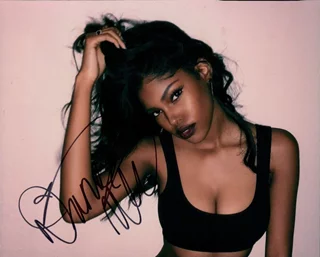Diamond White autograph