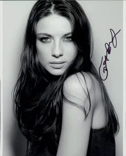 Caitriona Balfe autograph