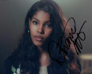 Diamond White autograph