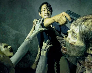 Steven Yeun autograph