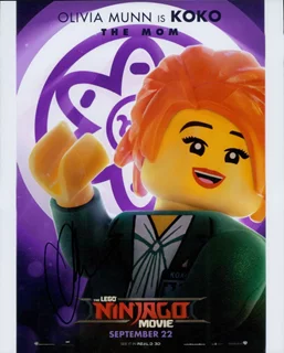 Olivia Munn autograph