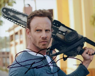 Ian Ziering autograph