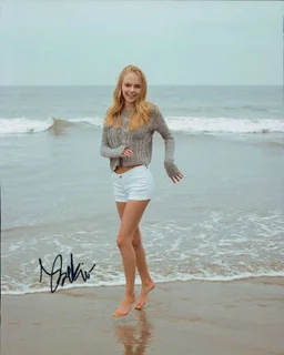 Jessica Belkin autograph