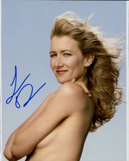 Laura Dern autograph