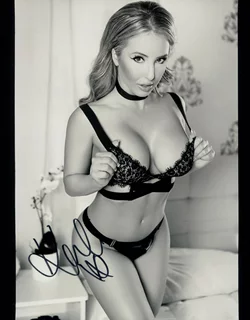 Kali James autograph