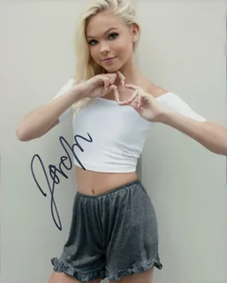 Jordyn Jones autograph