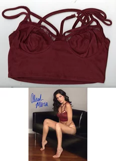 Aleah Mara autograph