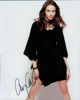 Amy Acker autograph