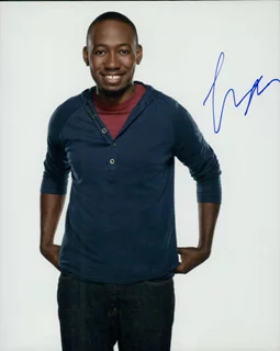 Lamorne Morris autograph