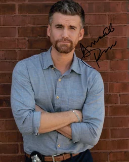 Armando Riesco autograph