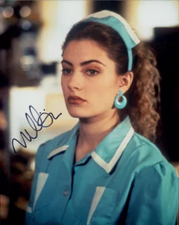 Madchen Amick autograph