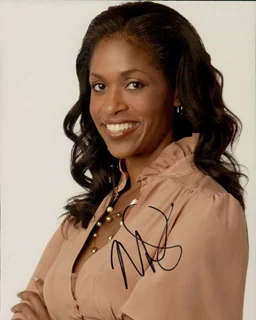 Merrin Dungey autograph