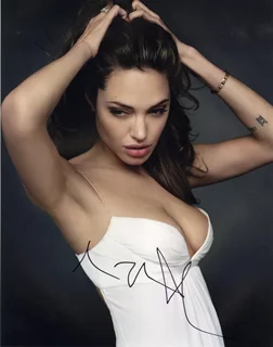 Angelina Jolie autograph