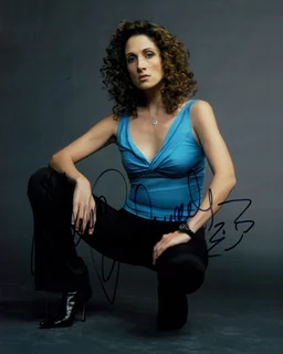 Melina Kanakaredes autograph