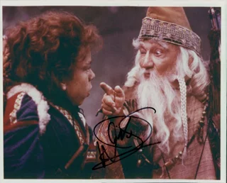 Warwick Davis autograph