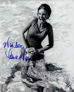 Lana Wood autograph