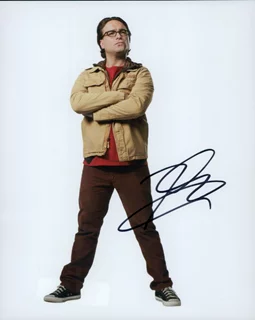 Johnny Galecki autograph