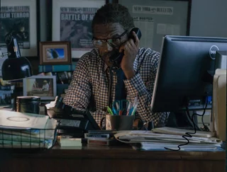 Vondie Curtis-Hall autograph